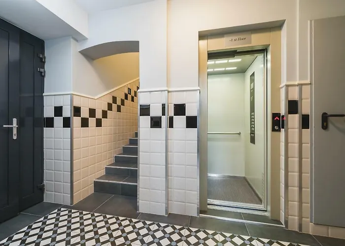 Barbakan Old Town Hotel apartamentowy Kraków