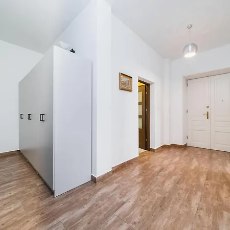 Aparthotel Barbakan Old Town Krakau