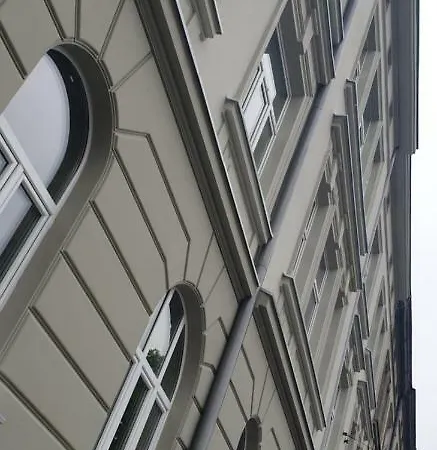 Barbakan Old Town Aparthotel