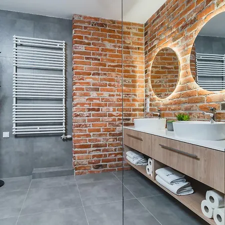 Barbakan Old Town Aparthotel 4*