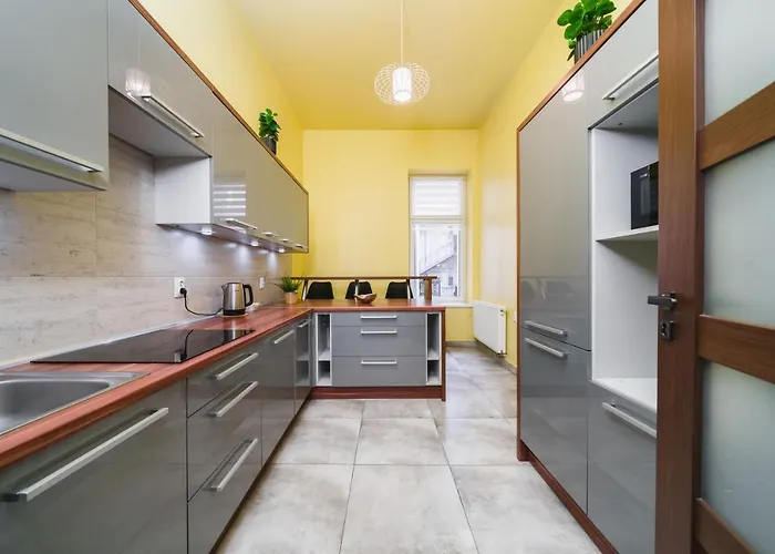 Barbakan Old Town 4*