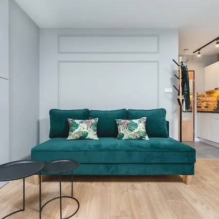 מלון דירות Barbakan Old Town 4*