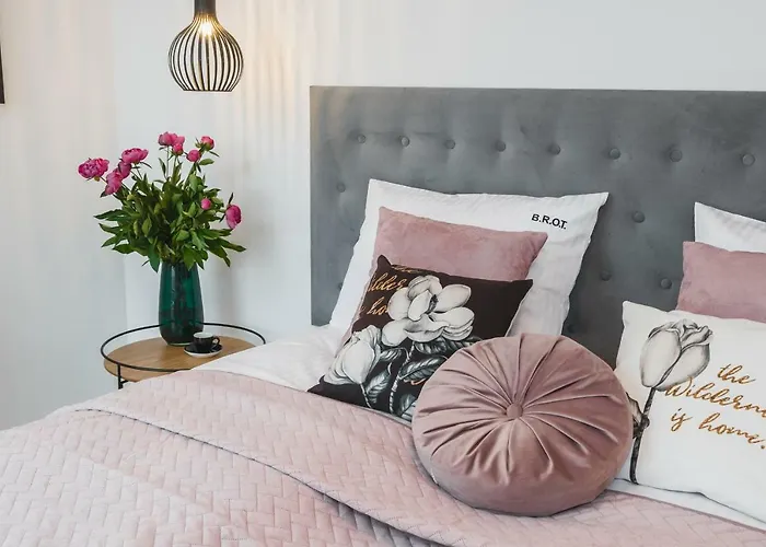 Barbakan Old Town Апарт-отель